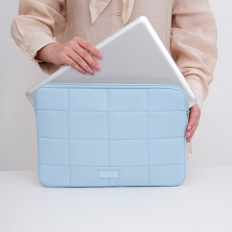 حقيبة حماية للكمبيوتر المحمول  - مراجعة Laptop Accessories Travel Case وسعره